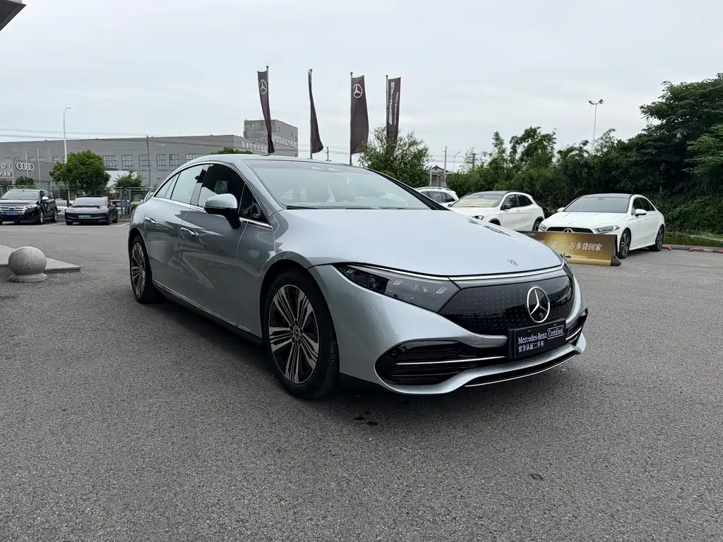 Mercedes-Benz EQS 2023 450+
