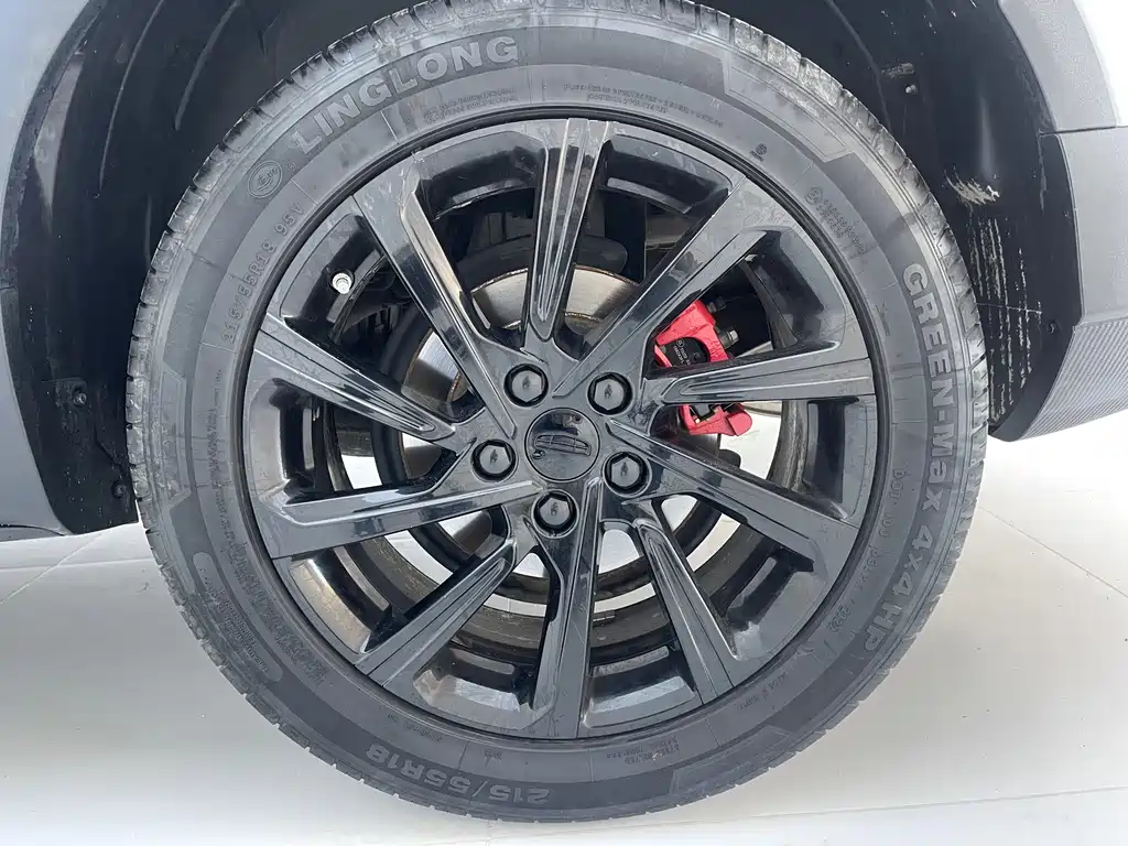 Geely Binyue — миниатюра 15
