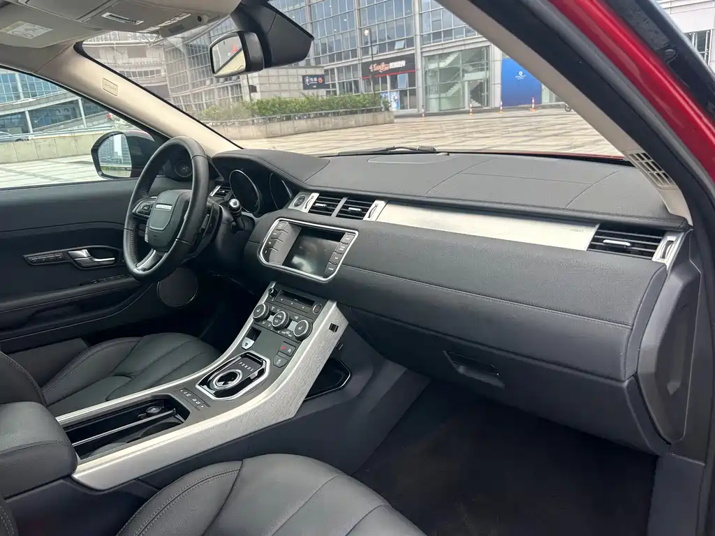 Land Rover Evoque — миниатюра 17