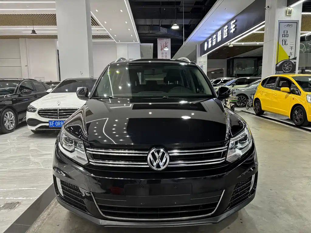 Volkswagen Tiguan — миниатюра 2