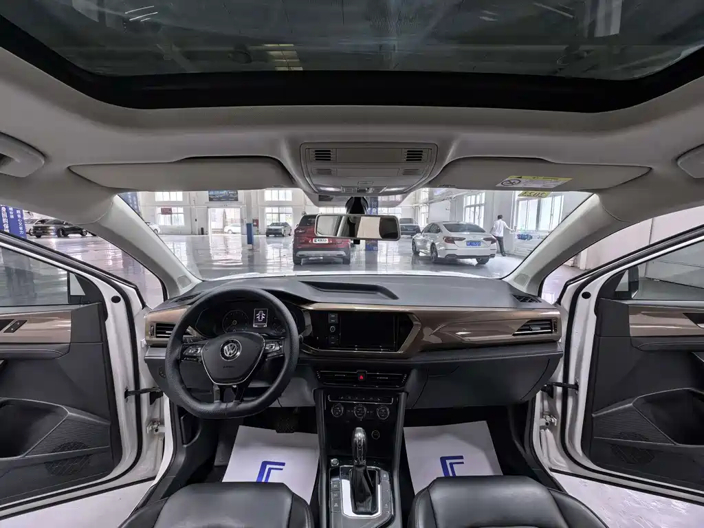 Volkswagen Tharu — миниатюра 14