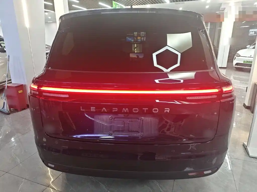 Leapmotor Leapmotor C16 — миниатюра 6