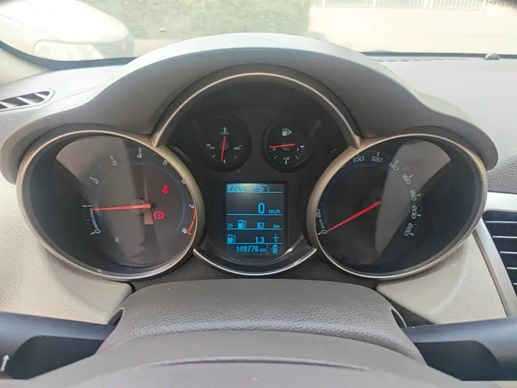 Chevrolet Cruze — миниатюра 12