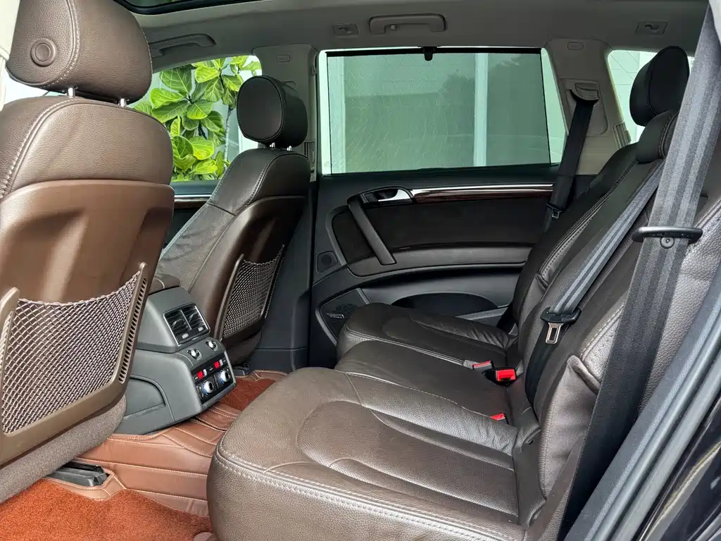 Audi Q7 — миниатюра 17