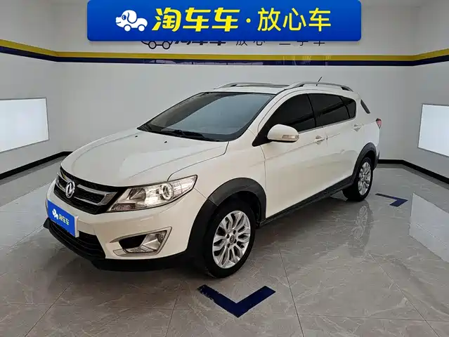 Dongfeng Aeolus AX3