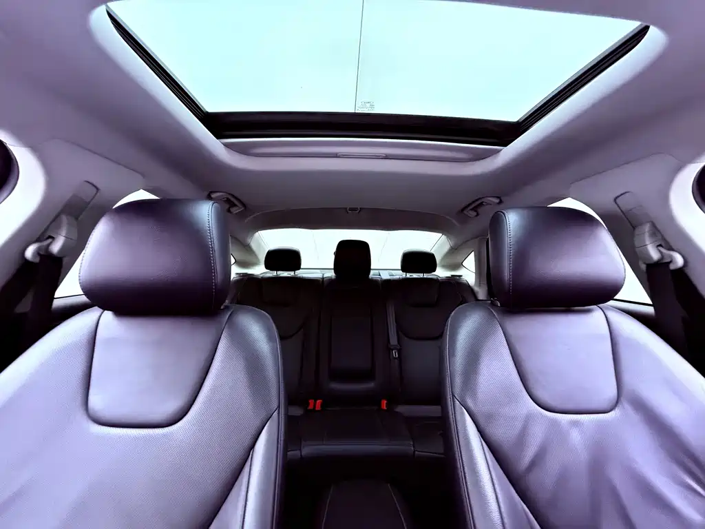 Ford Mondeo — миниатюра 29