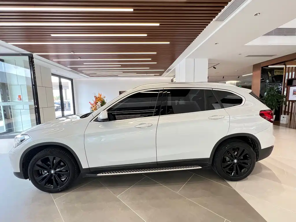 BMW X1 — миниатюра 3
