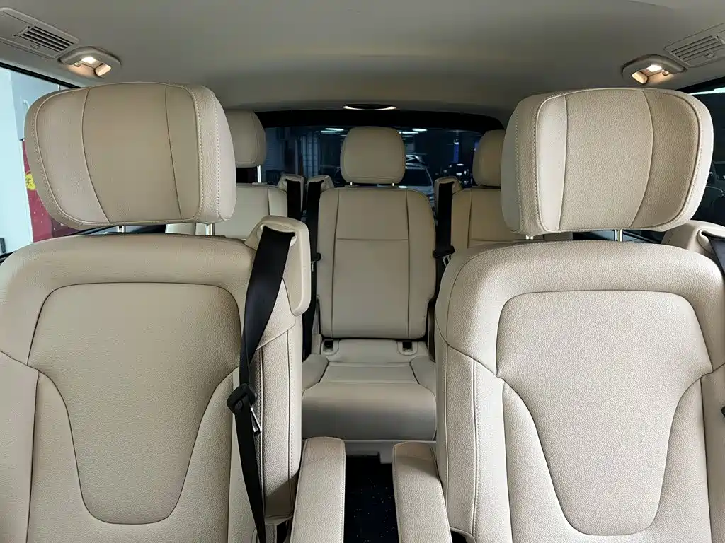 Mercedes-Benz Vito — миниатюра 26