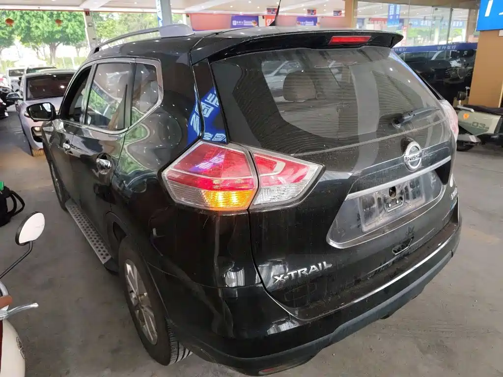 Nissan X-Trail 2014 2.0L CVT Comfort 2WD