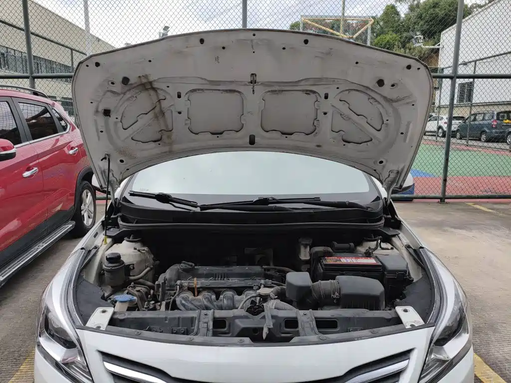 Hyundai Verna — миниатюра 20