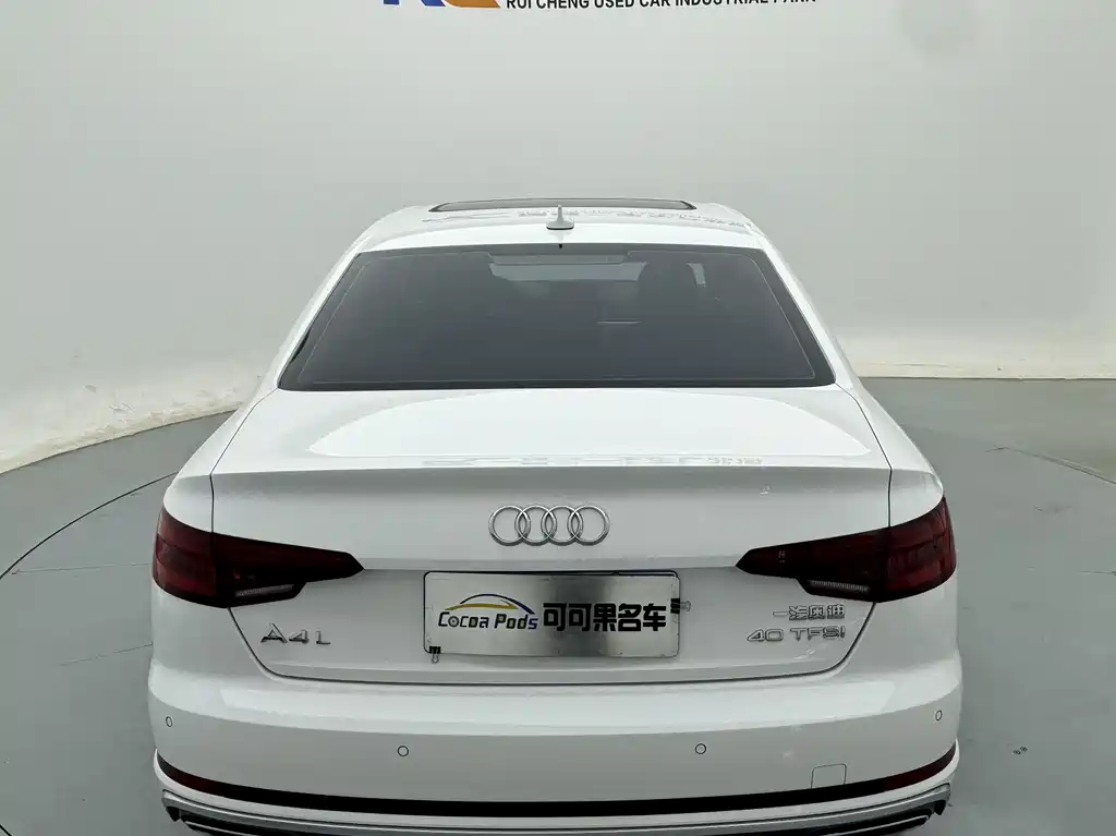 Audi A4L 2019 40 TFSI Fashion VI