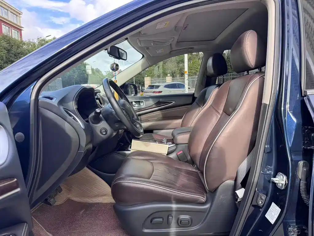 Infiniti QX60 (Import) — миниатюра 5