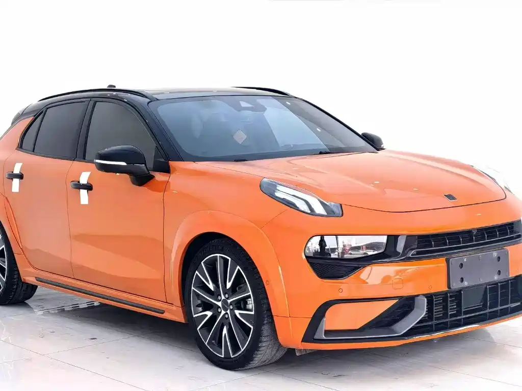 Lynk & Co 02 Hatchback — миниатюра 3