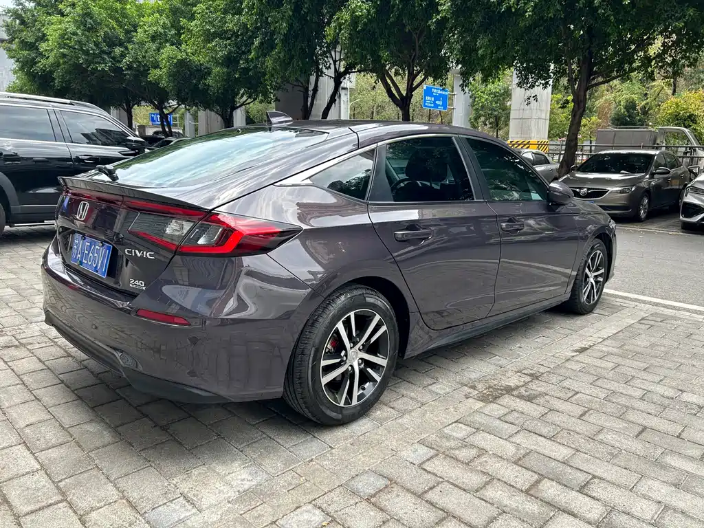Honda Civic — миниатюра 6