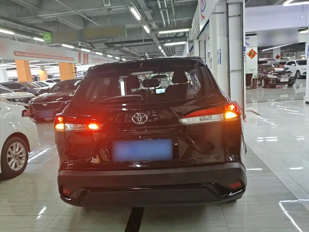 Toyota Frontlander — миниатюра 6