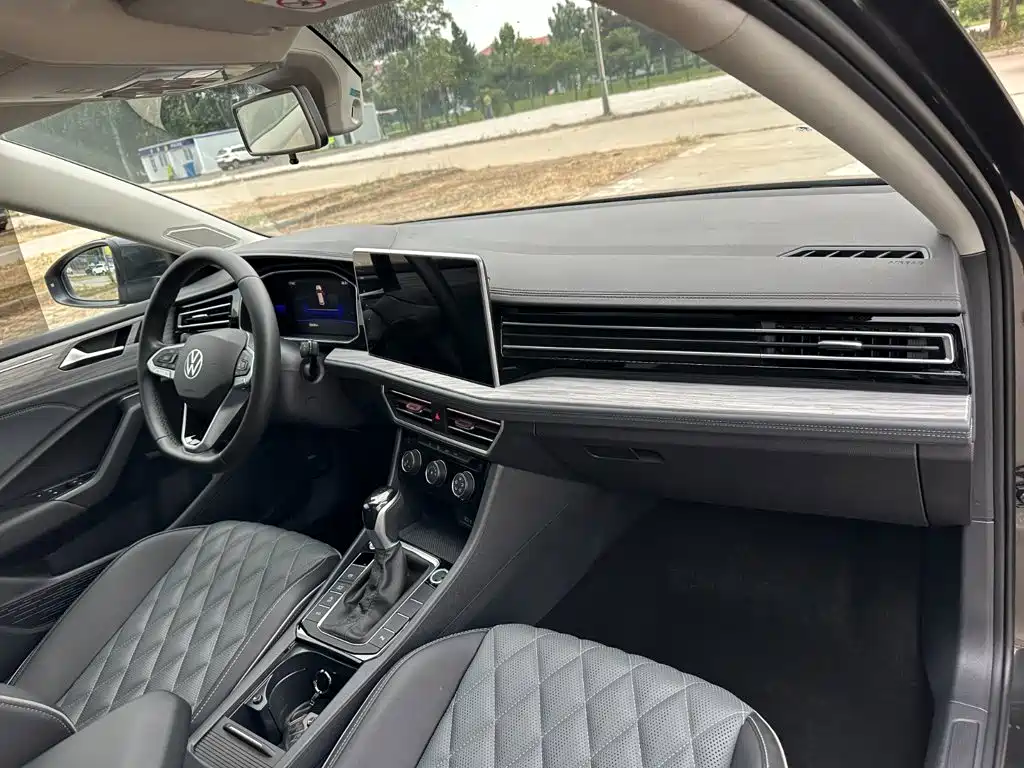 Volkswagen Sagitar — миниатюра 16