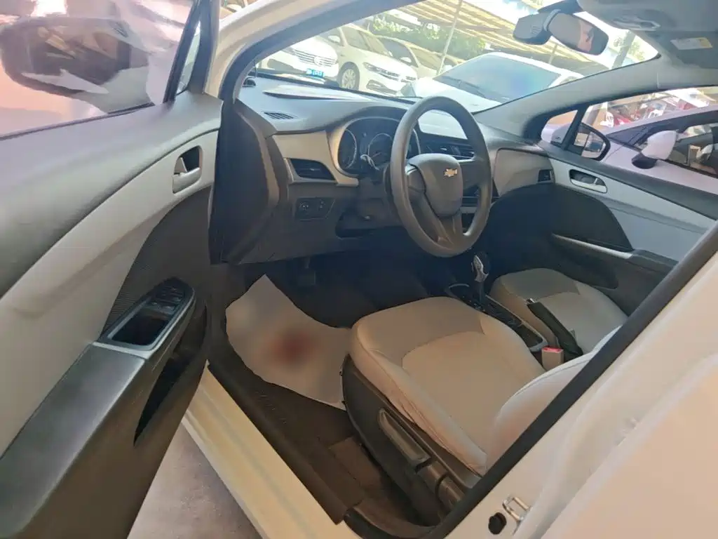 Chevrolet Lova RV — миниатюра 16