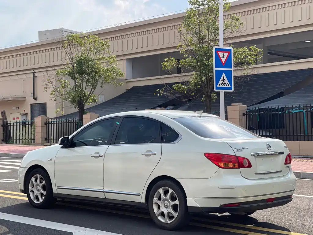 Nissan Sylphy — миниатюра 7