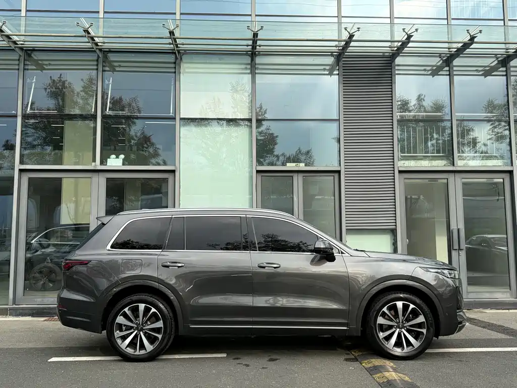 Li Auto Li ONE — миниатюра 4