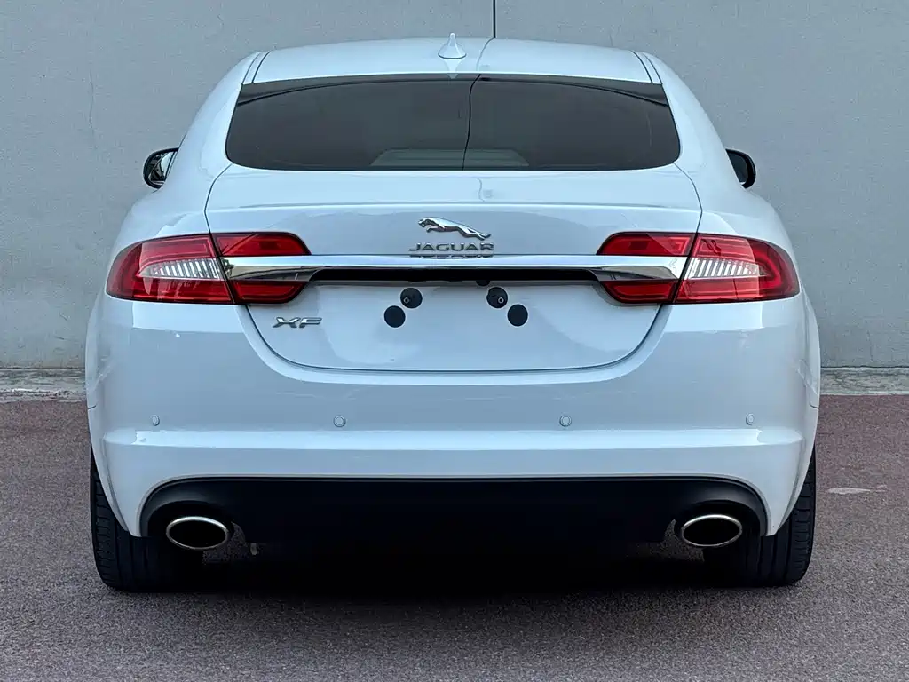 Jaguar XF XF 2.0T 80th Anniversary Collection Luxury Edition, фото 4