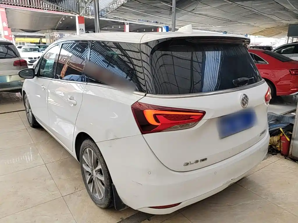 Buick GL6 — миниатюра 5