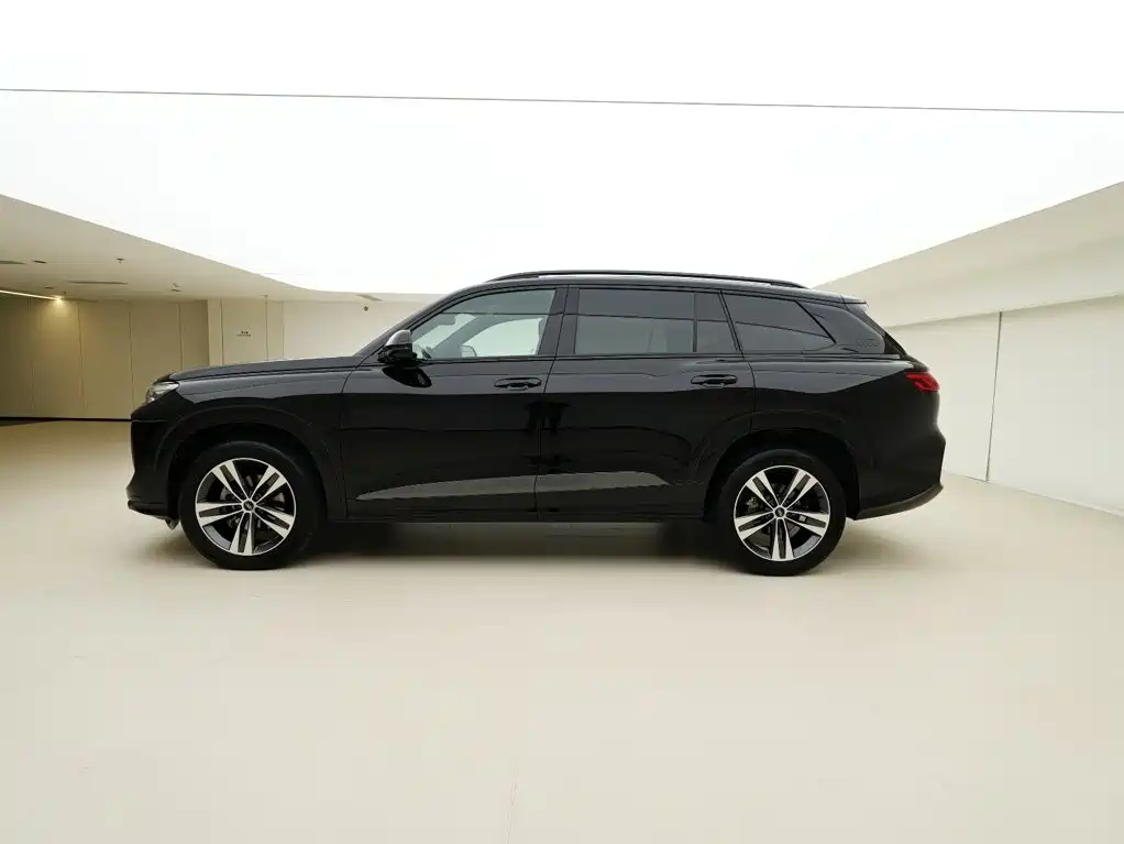 Audi Q6 — миниатюра 4