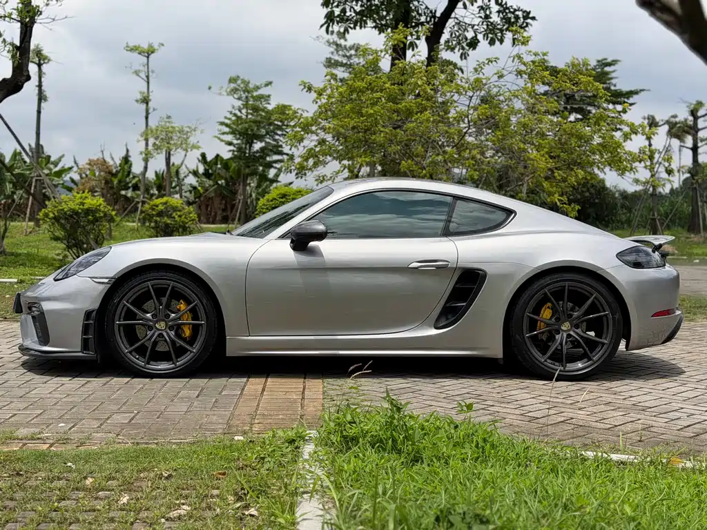 Porsche 718 2019 Cayman T 2.0T
