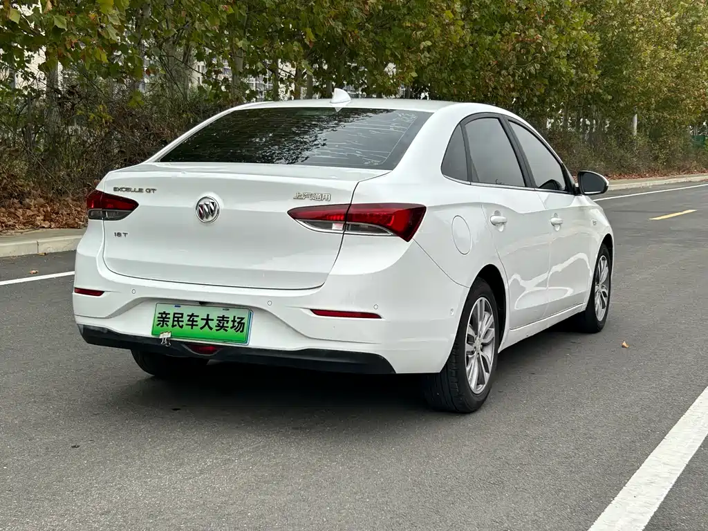Buick Excelle — миниатюра 11