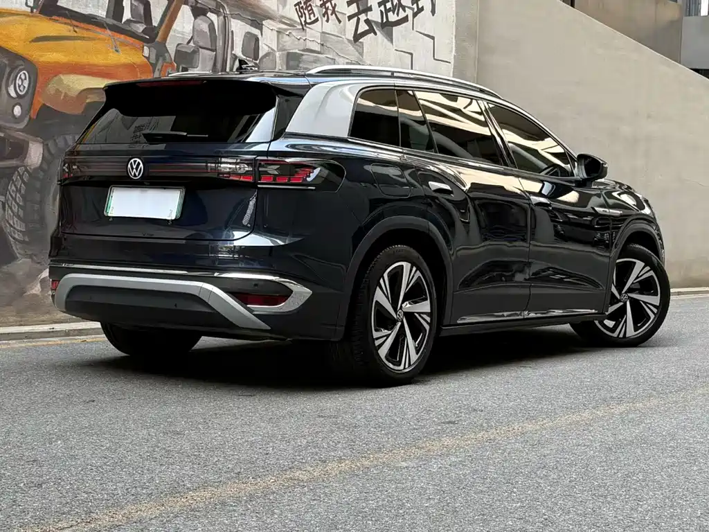 Volkswagen ID.6 Crozz — миниатюра 2