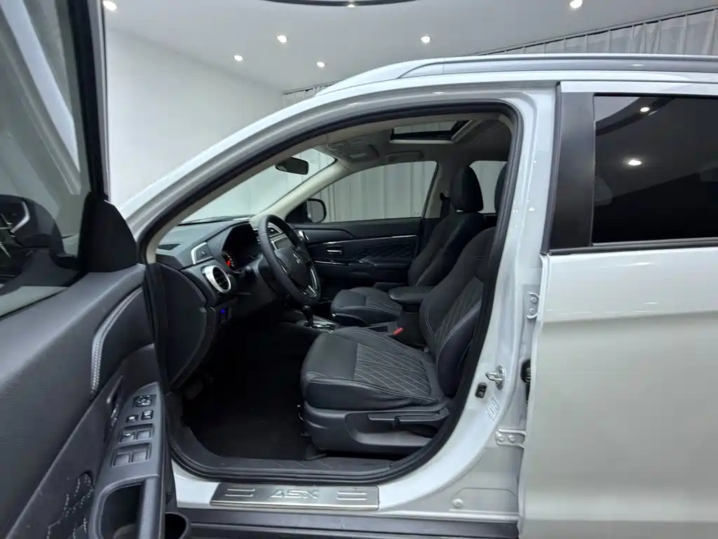Mitsubishi ASX — миниатюра 15