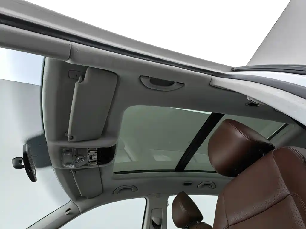 Volkswagen Tiguan — миниатюра 14