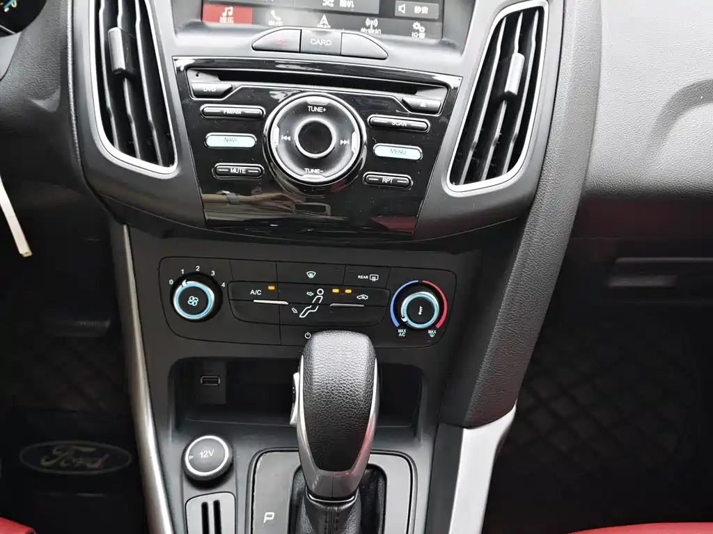Ford Focus — миниатюра 14