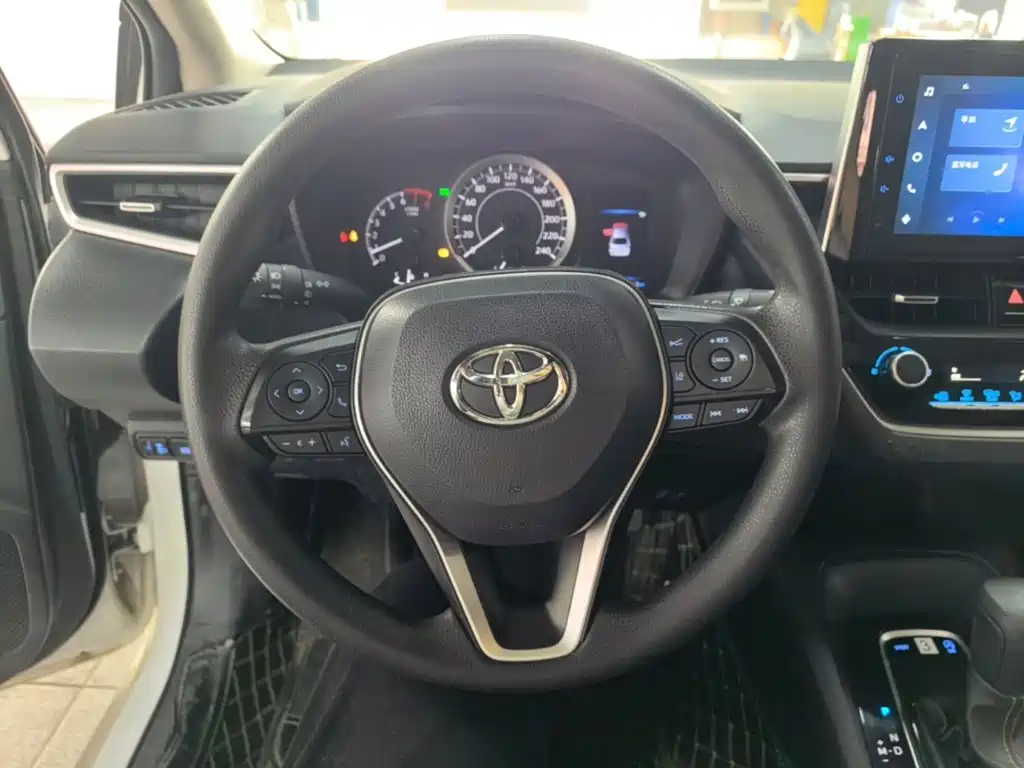 Toyota Corolla — миниатюра 11