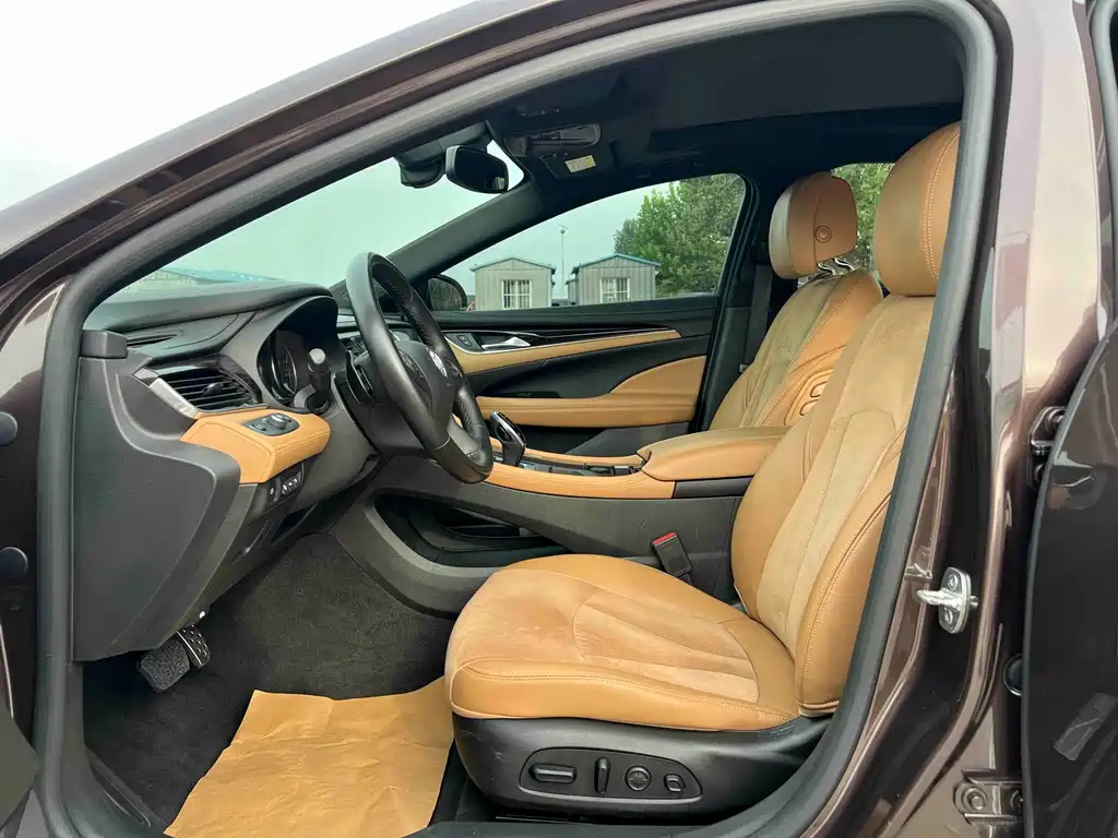 Buick LaCrosse — миниатюра 5