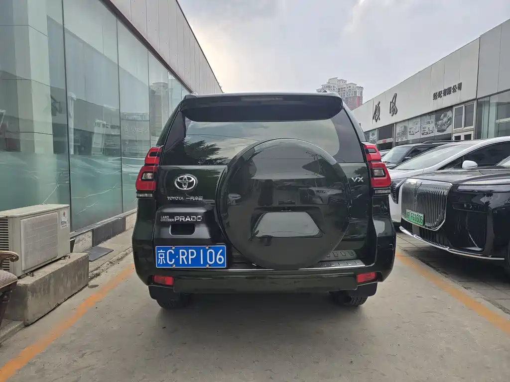 Toyota Land Cruiser Prado 2018 3.5L AT VX NAVI