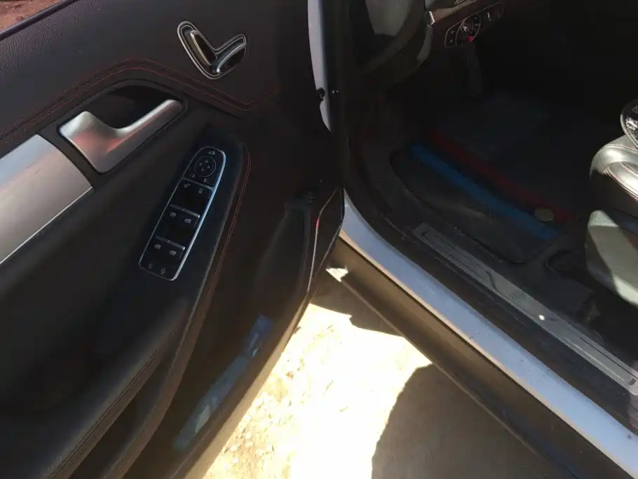BYD Tang New Energy — миниатюра 7