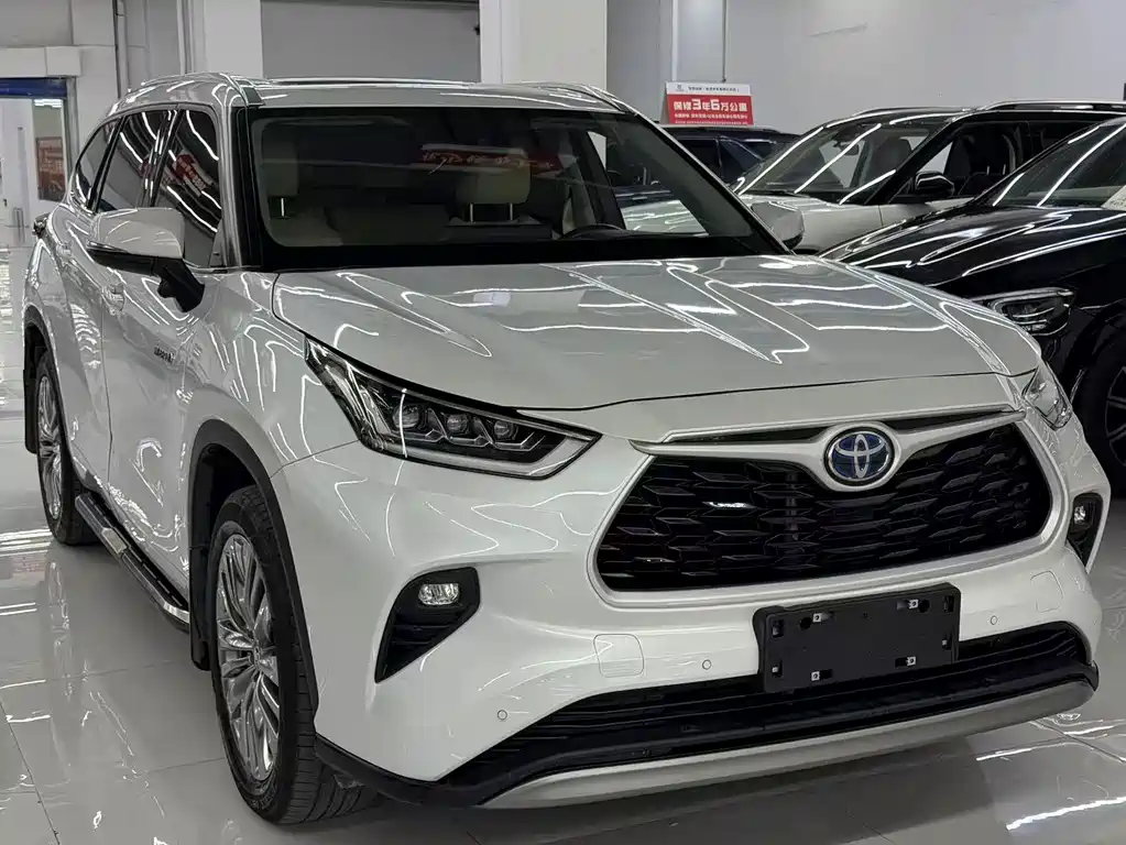 Toyota Highlander — миниатюра 2