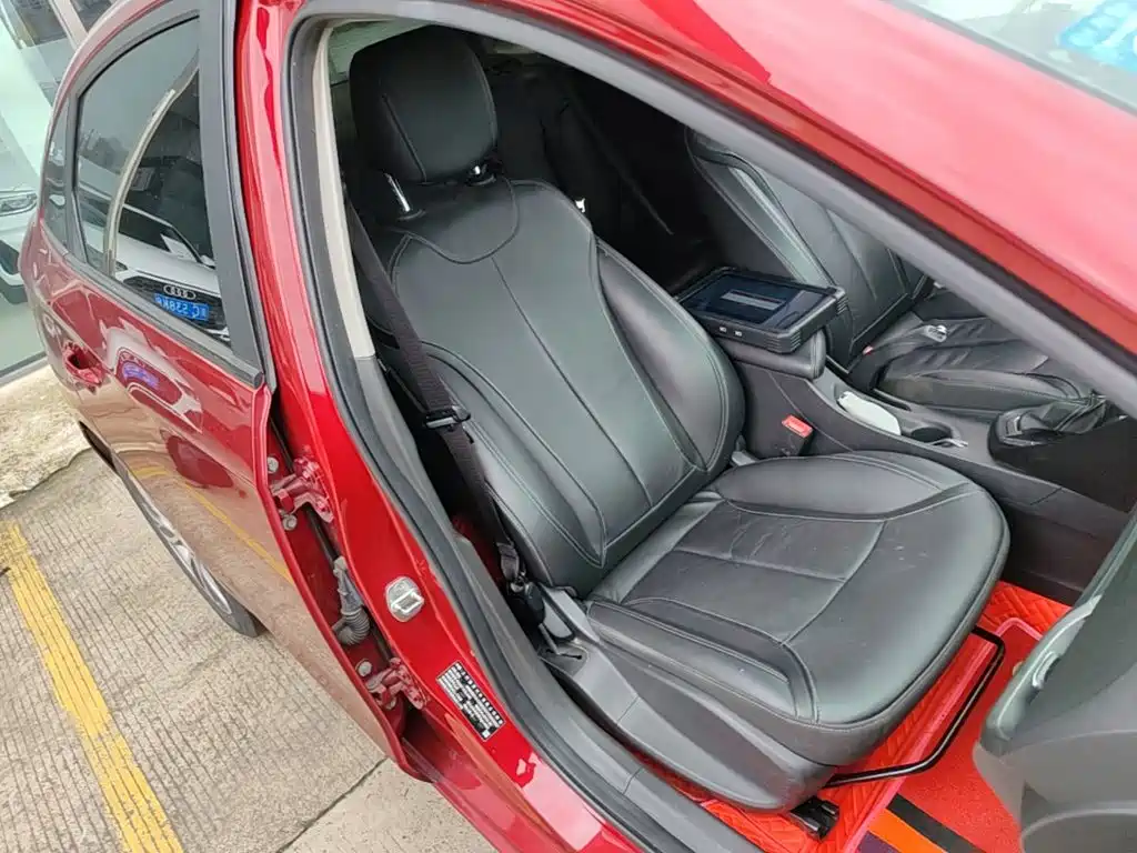 Buick Excelle — миниатюра 25