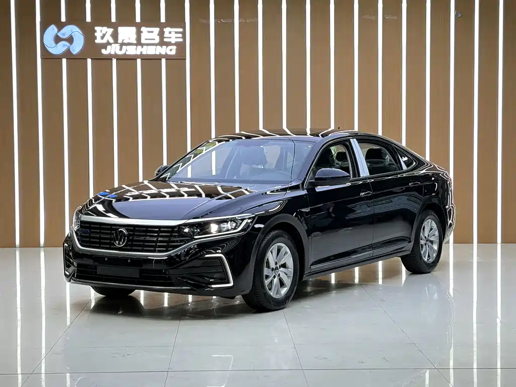 Volkswagen Passat 2025 430PHEV