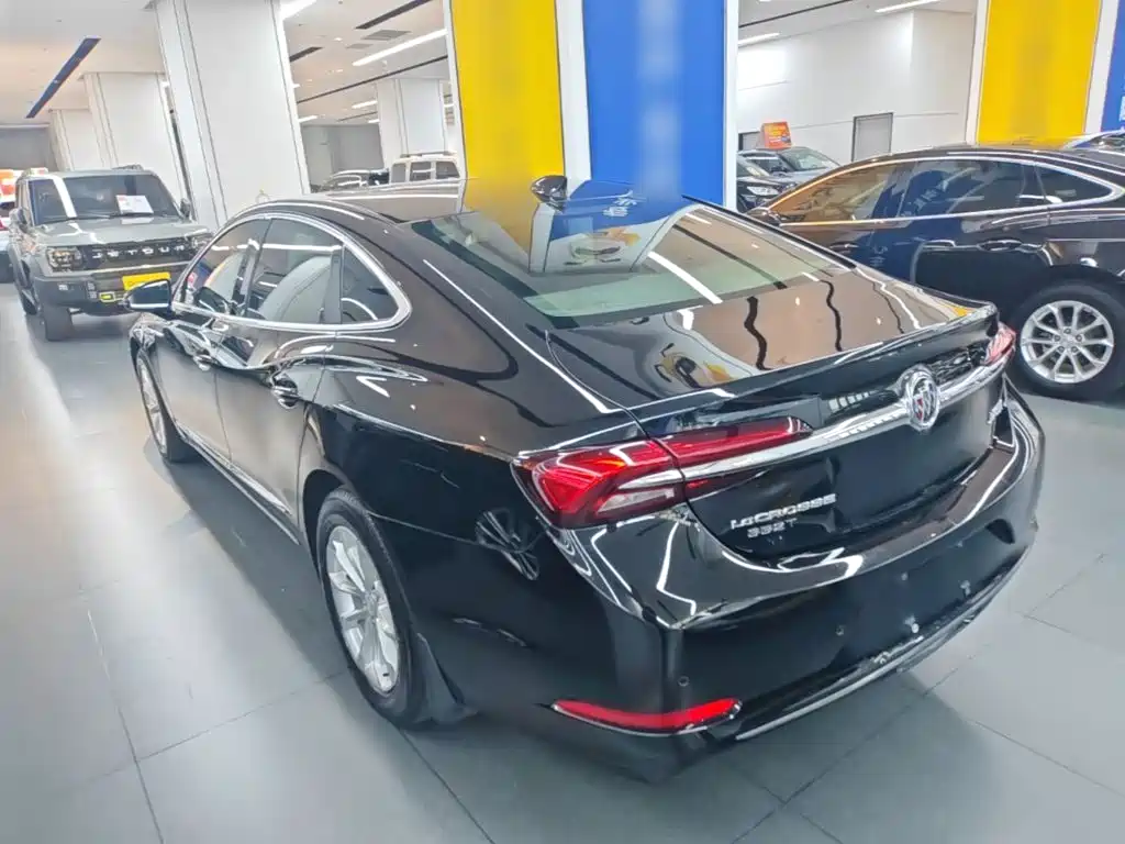Buick LaCrosse — миниатюра 5