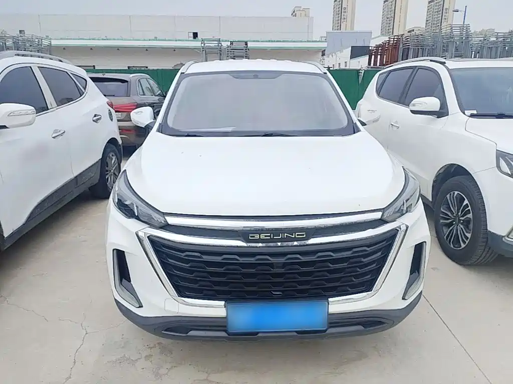 BAIC X3 — миниатюра 3