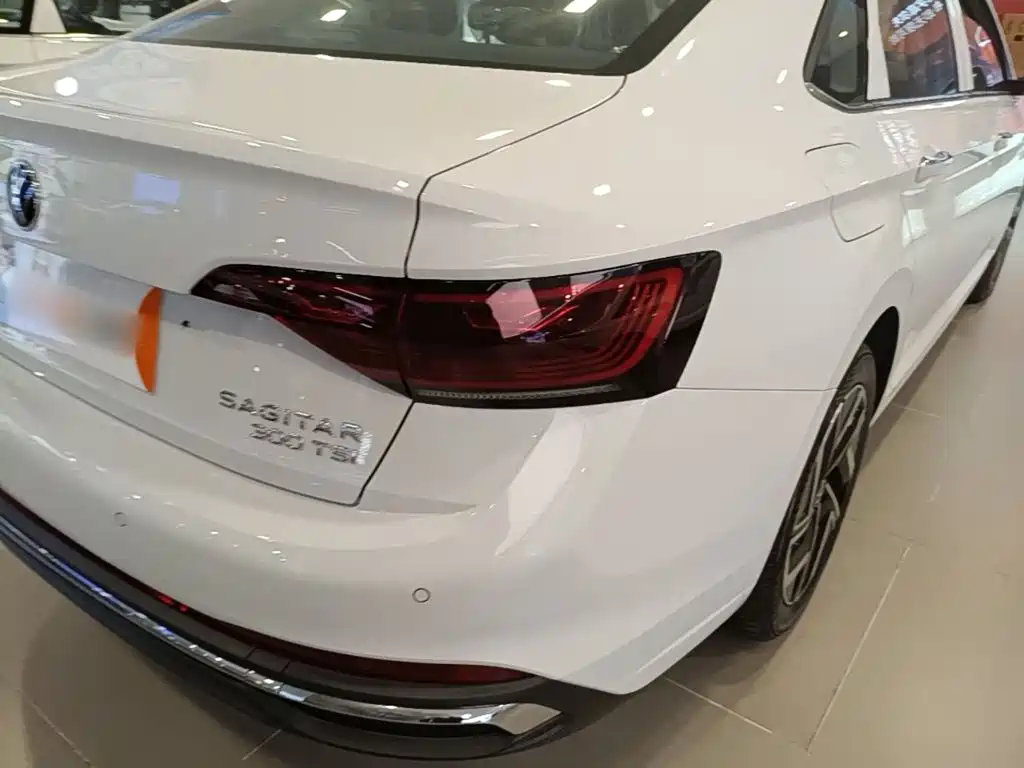 Volkswagen Sagitar 2026 3000 300TSI DSG