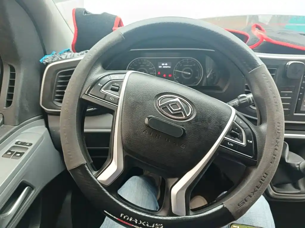 MAXUS V80 — миниатюра 11