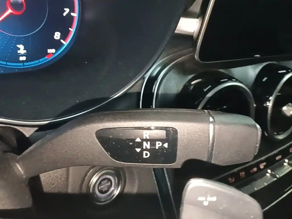 Mercedes-Benz C-Class — миниатюра 14