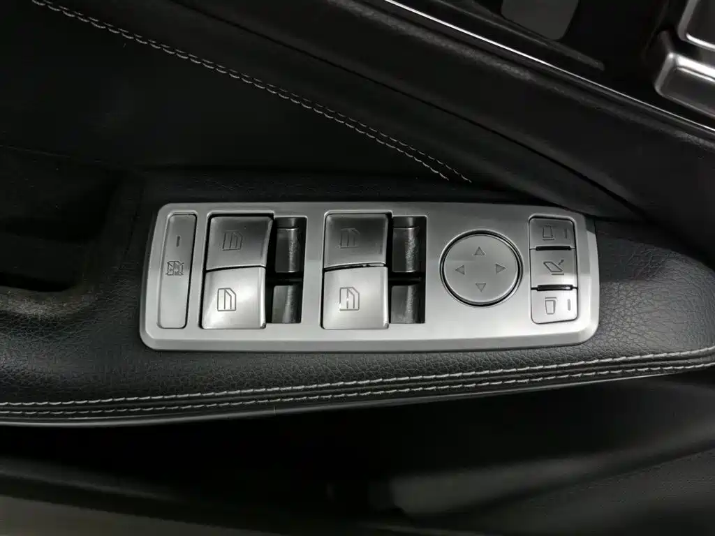 Mercedes-Benz GLA 2016 GLA 200 Fashion