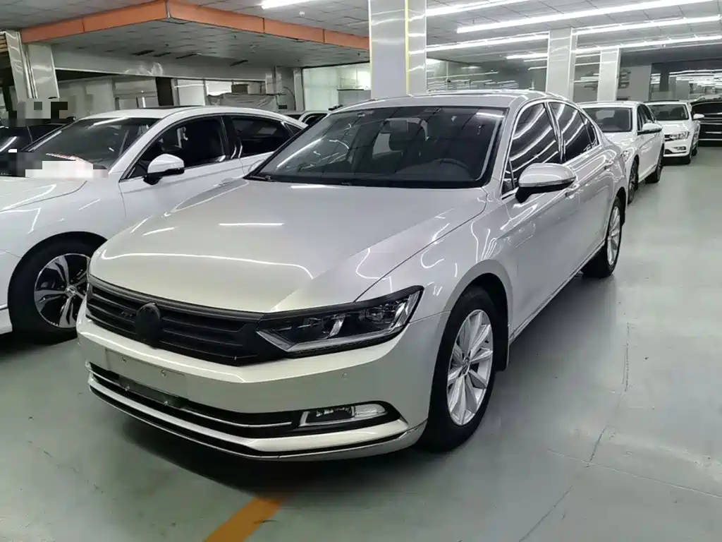 Volkswagen Magotan — миниатюра 2