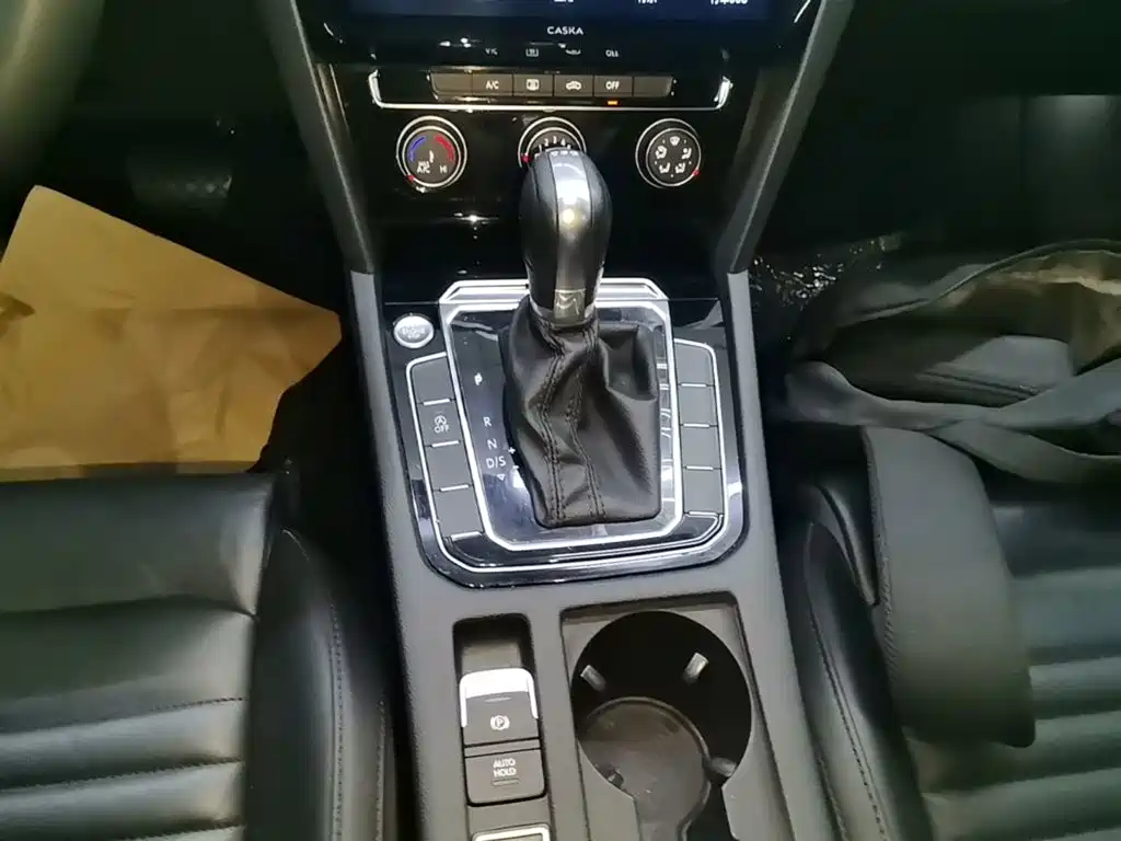 Volkswagen Magotan — миниатюра 14