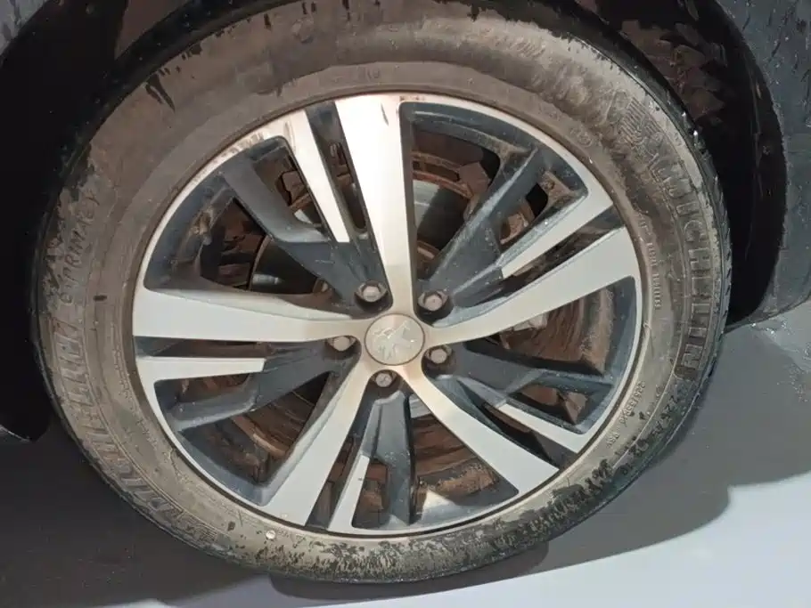Peugeot 4008 — миниатюра 6