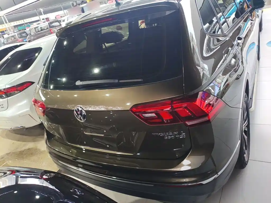 Volkswagen Tiguan L — миниатюра 6