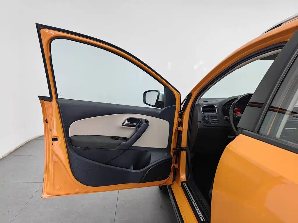 Volkswagen Polo — миниатюра 8